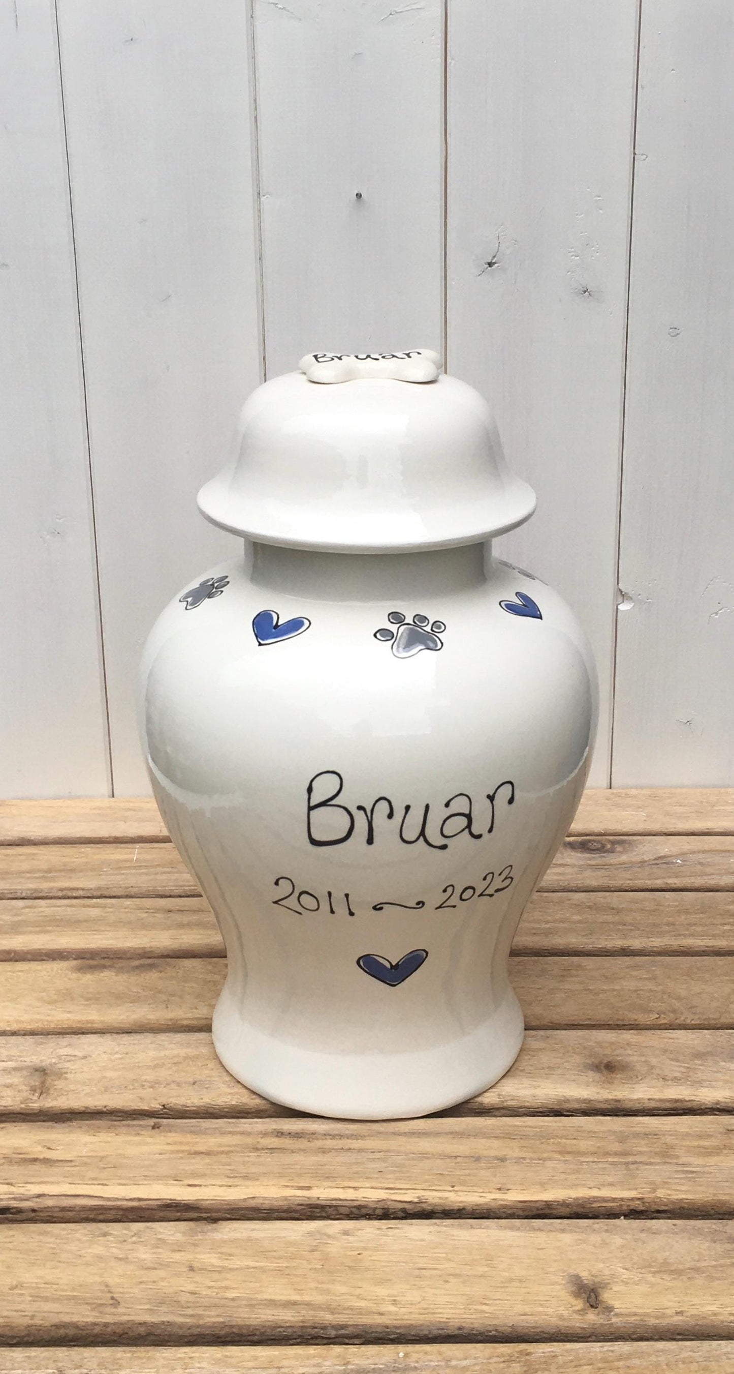 Ceramic Personalised Memorial Pet Urn