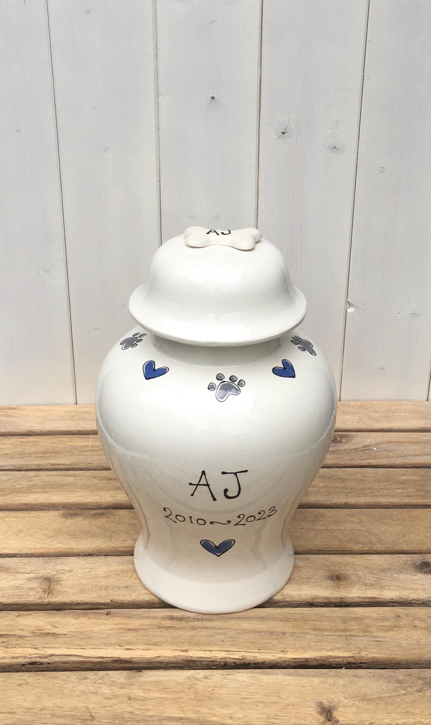 Ceramic Personalised Memorial Pet Urn