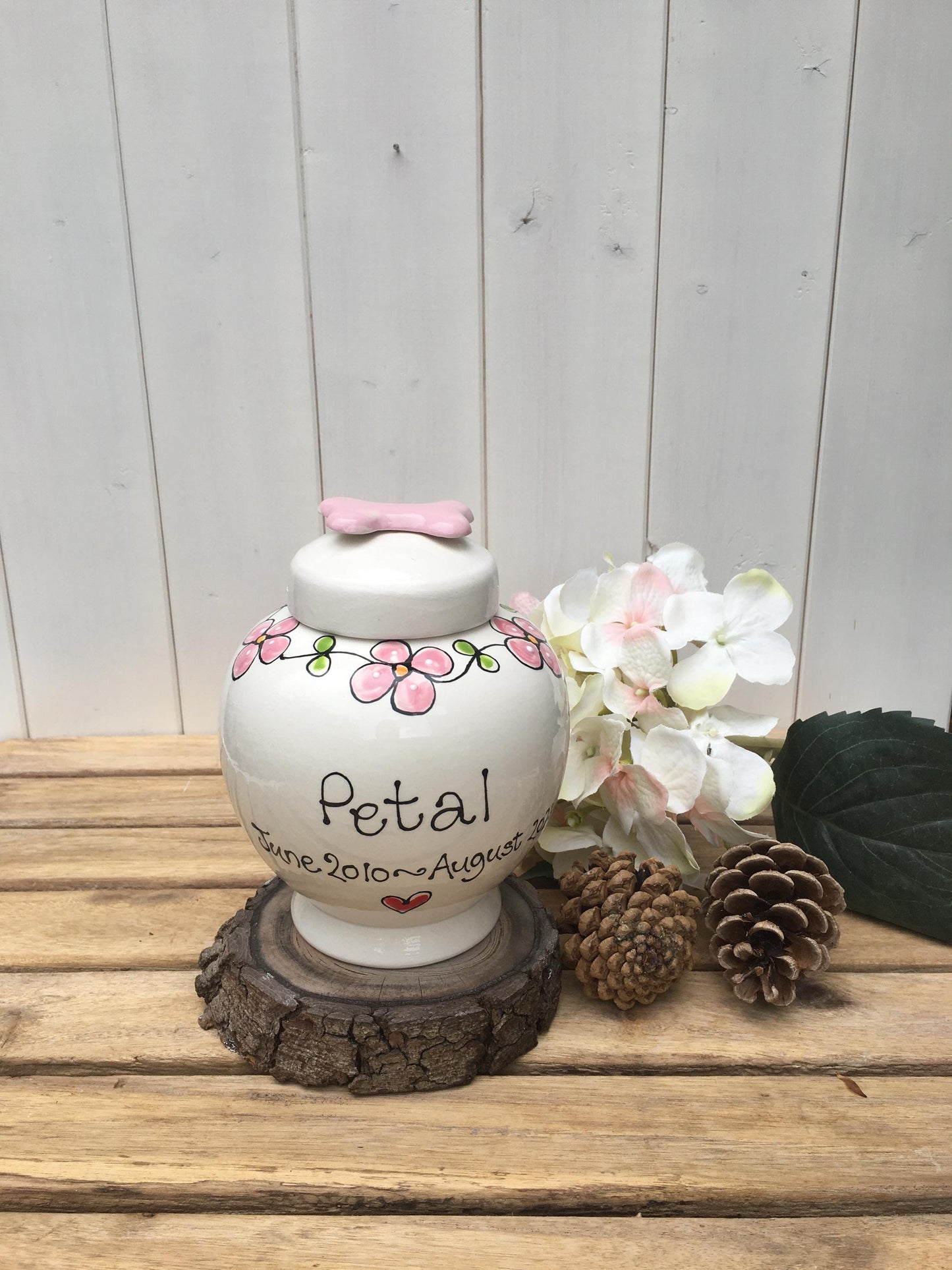 Pet Memorial Urn with Forget me Nots
